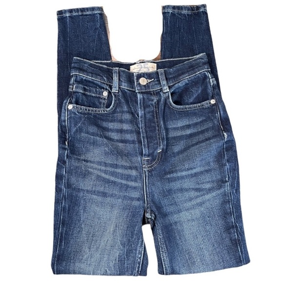 Free People We The Free Button Fly High Rise Skinny Jeans Dark Wash Revolve NWOT - Picture 7 of 9